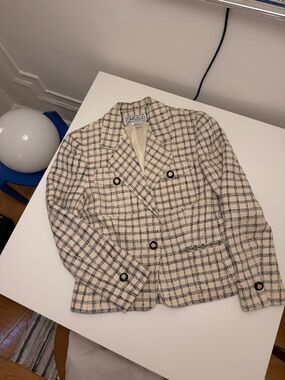 Carlisle Cream and Black Checked Tweed Double-Breasted Blazer